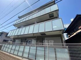 クレイノ浪華６ 3階建