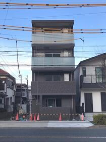 デュクセル 4階建