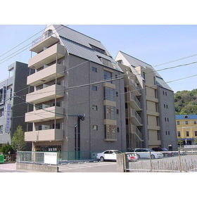 福岡県福岡市中央区平和３ 地上7階地下1階建