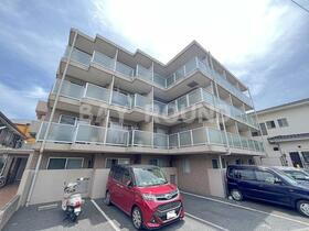 Ｐａｒｋ　Ｃｏｕｒｔ　Ｇｕｍｙｏｊｉ