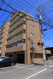 愛媛県松山市小坂２ 7階建 築15年8ヶ月
