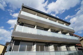 神奈川県横浜市保土ヶ谷区西谷４ 3階建 築7年5ヶ月