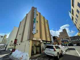 北海道札幌市北区北二十四条西４ 4階建 築45年9ヶ月