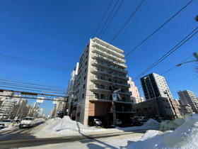 北海道札幌市中央区南五条東１ 10階建 築2年6ヶ月