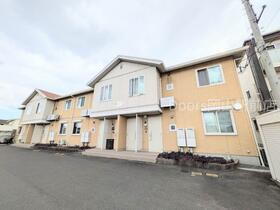 岡山県岡山市北区平田 築17年7ヶ月 2階建