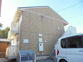 滋賀県彦根市宇尾町 2階建 築16年10ヶ月