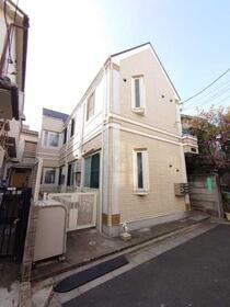 東京都中野区中央４ 2階建