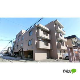北海道札幌市白石区中央一条６ 4階建 築31年6ヶ月