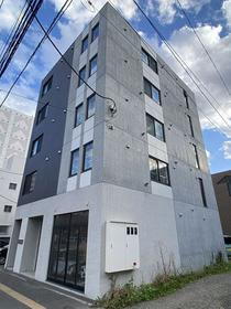 北海道札幌市中央区北五条西２５ 5階建 築6年5ヶ月
