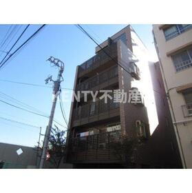 ＴＨＥ　ＲＯＣＫ？Ｓ　ＴＡＭＡＧＡＷＡ（ザロックスタマガワ） 6階建