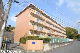 山根マンション