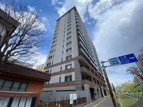 北海道札幌市中央区北一条西１３ 15階建 築4年7ヶ月