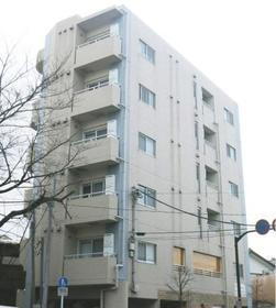 東京都練馬区下石神井４ 6階建 築18年5ヶ月