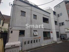 東京都中野区中央４ 3階建 築15年9ヶ月