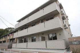 Ｄーｒｏｏｍ博多麦野　壱番館 3階建