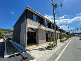 滋賀県彦根市古沢町 2階建 築1年2ヶ月