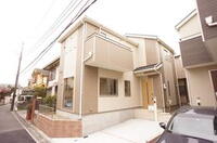 神奈川県逗子市小坪1 2階建 築6年6ヶ月