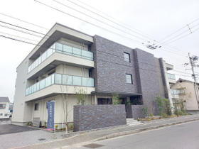 愛媛県松山市古川西２ 3階建 築1年6ヶ月