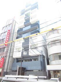 愛知県名古屋市中区伊勢山１ 13階建 築3年2ヶ月