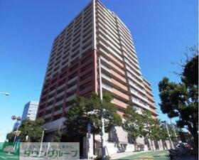 東京都世田谷区三軒茶屋２ 地上20階地下2階建 築20年9ヶ月