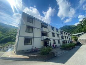 兵庫県神戸市兵庫区平野町天王谷東服山 賃貸アパート