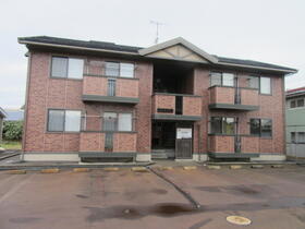 新潟県長岡市曲新町３ 賃貸アパート