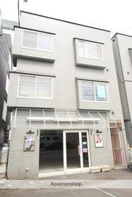 北海道札幌市中央区南三条西２４ 3階建 築26年8ヶ月