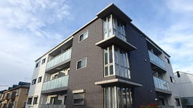 兵庫県加古川市平岡町新在家 3階建 築10年6ヶ月