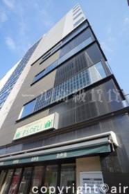 東京都港区芝３ 9階建 築18年4ヶ月