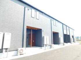 愛媛県四国中央市上柏町 2階建