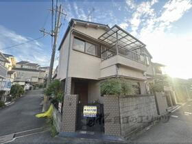 大阪府枚方市養父丘２ 賃貸一戸建て