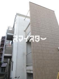 東京都立川市富士見町１ 3階建 築18年3ヶ月
