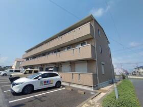 ウエストプラザ 3階建