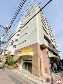 兵庫県神戸市中央区熊内橋通５ 9階建