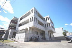 愛媛県松山市居相４ 3階建 築16年10ヶ月