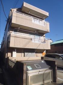 神奈川県横浜市鶴見区上末吉２ 3階建 築15年3ヶ月