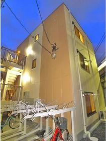 東京都荒川区荒川５ 3階建 築4年1ヶ月