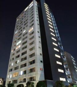 東京都港区芝浦１ 地上19階地下2階建 築16年9ヶ月