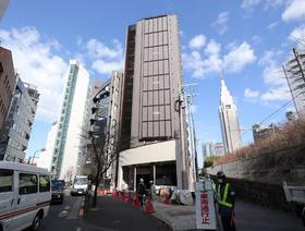 東京都渋谷区代々木１ 10階建 築1年4ヶ月