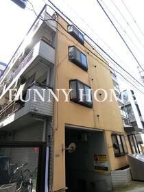 東京都世田谷区太子堂４ 4階建