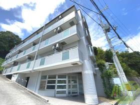 兵庫県神戸市垂水区名谷町字賀市 3階建 築28年4ヶ月