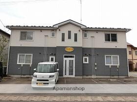 ファミーユ 2階建