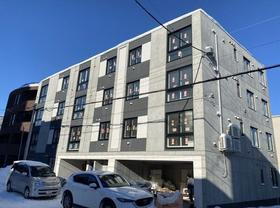 北海道札幌市中央区北四条西２２ 4階建 築2年5ヶ月