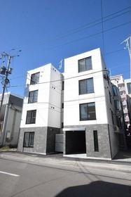 北海道札幌市北区新琴似八条１ 4階建 築2年10ヶ月