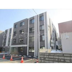 北海道札幌市南区澄川三条２ 4階建 築7年4ヶ月