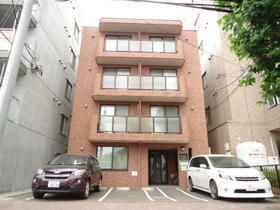 北海道札幌市中央区北十二条西１６ 賃貸マンション