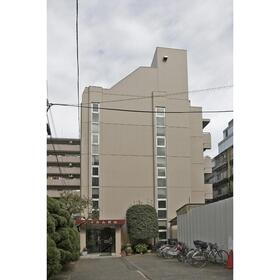 シャルム西山 6階建