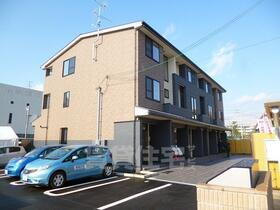 京都府京都市伏見区石田森東町 3階建 築11年8ヶ月