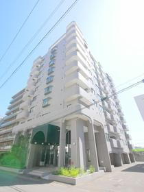 北海道札幌市中央区南十三条西１ 11階建