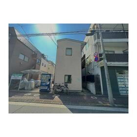 東京都大田区仲六郷３ 2階建 築23年10ヶ月